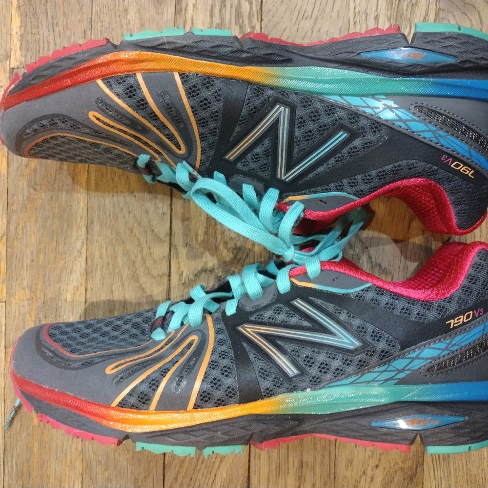 New Balance Sneakers - Picture 7 of 9